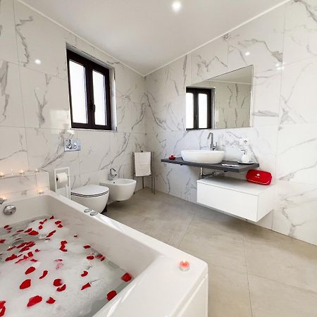 Martiry Suite Apartment 카타니아 외부 사진